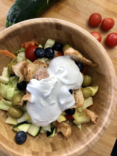 Ensalada con salsa de yogur